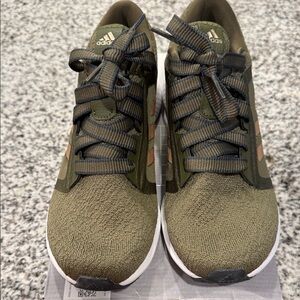 Adidas Edge Lux 4 - Olive